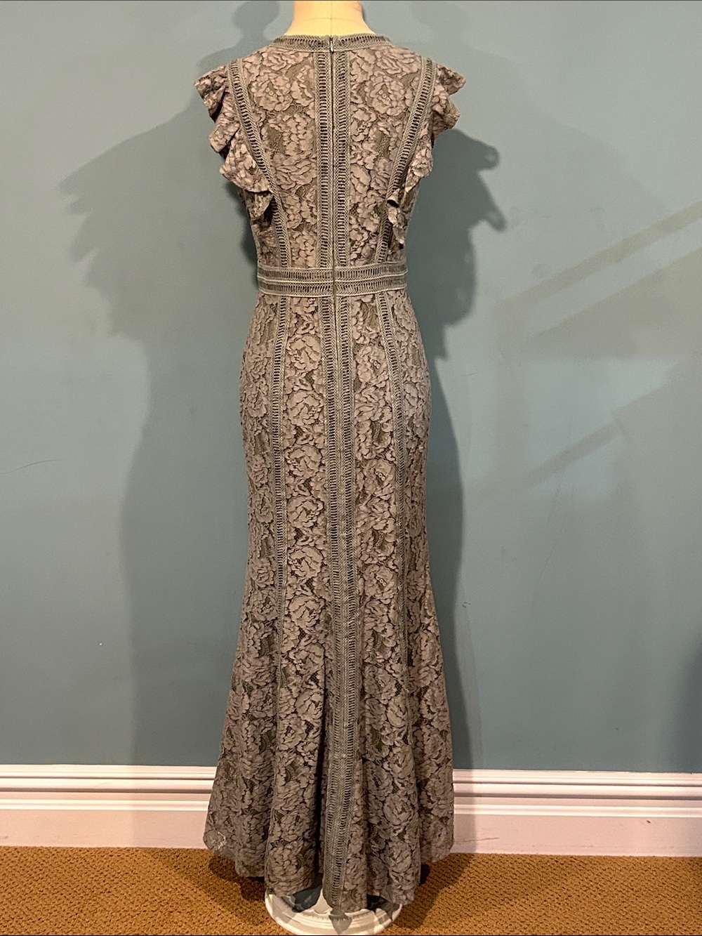Baltic Born Monroe Sage Lace Dress size Medium Wedding Bridesmaid Formal Green - Picture 3 of 17